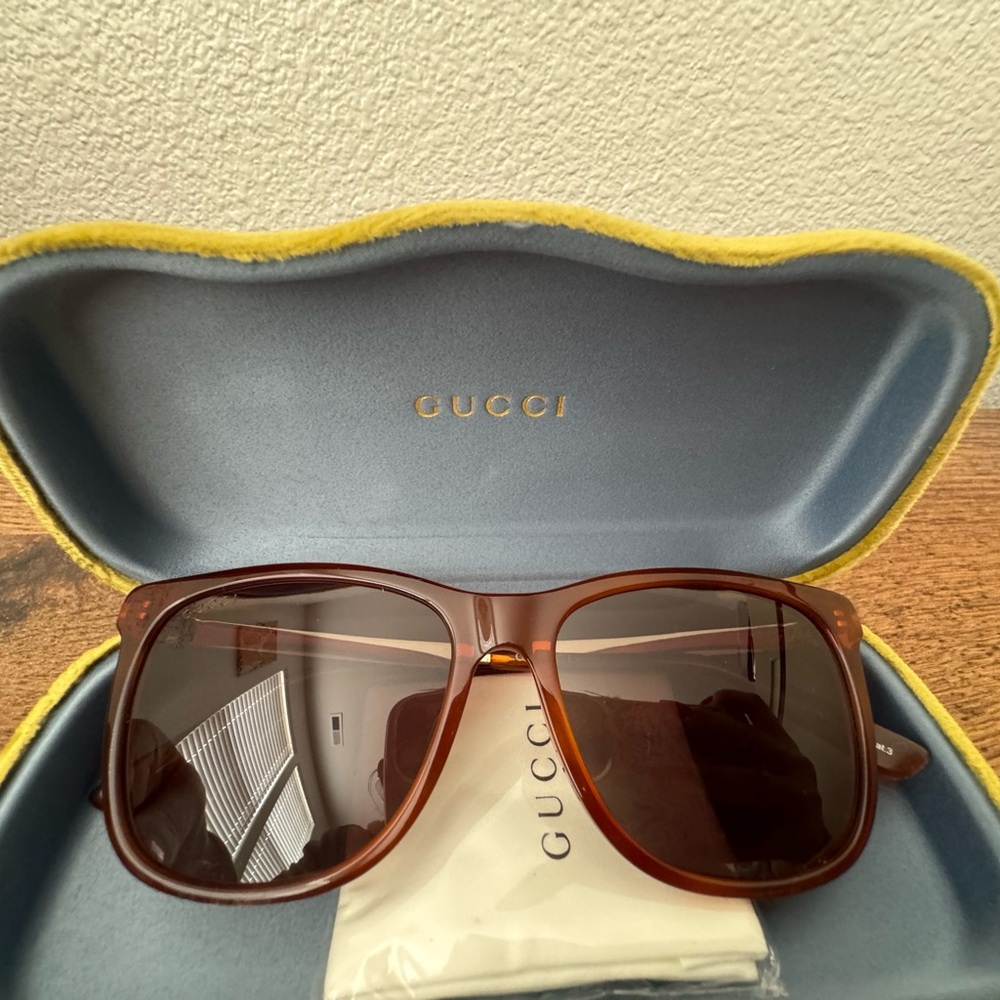 Gucci sunglasses